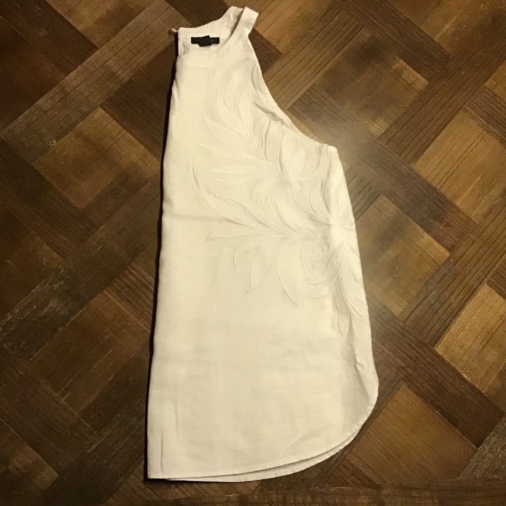 Ann Taylor off white linen mix tank top